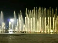 -东港音乐喷泉广场