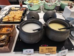 -广州南站万科中心亚朵酒店