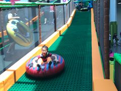 -蒙特利亲子乐园