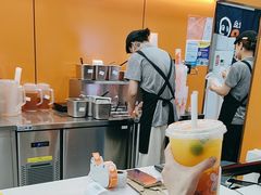 -CoCo都可(北京西站北广场店)