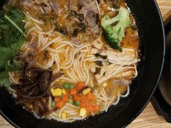 -云味馆过桥米线(皇庭广场店)