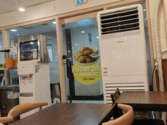 -BHC炸鸡(明洞总店)