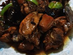 辣椒炒土鸡-中原农家乐(中原饭店)