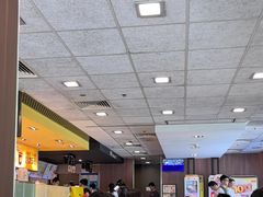 -麦当劳(田林好又多店)