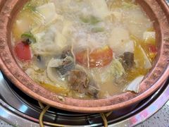 -阿婆情腊排骨火锅(金虹路店)