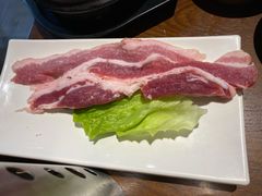 厚切五花肉-·缸桶屋·韩式牛肋条自助烤肉(西湖D11店)