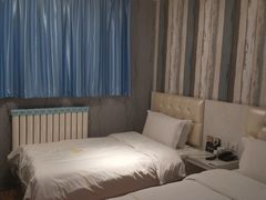 -德全心悦酒店(北京金台路地铁站店)