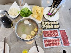 -牛天下·牛肉·海鲜·打边炉·融合菜