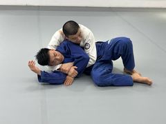 -EFL巴西柔术·综合格斗·泰拳·少儿体能训练(虹桥德必馆)