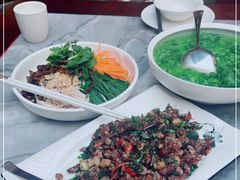 -蔼若春.传承三十年云南菜(金碧公园店)