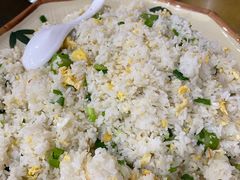 菜心粒鸡蛋炒饭-区海鸡场饭店(石壁店)