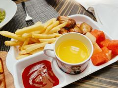 -小莫餐厅And More Restaurant西餐(北京展览馆店)