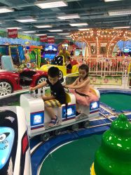 -莫莉幻想儿童乐园(青岛金茂湾店)