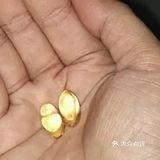 坚持在睡前服用，有助于淡化皱纹和色斑