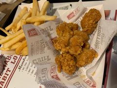 -The Habit Burger Grill 哈比特汉堡(复兴soho店)
