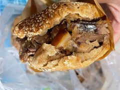 -洪峰浩老北京烧饼夹肉(角门路店)
