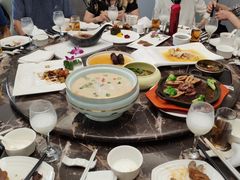 -南京悦客假日酒店