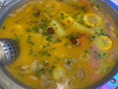 -晓彭肥肠鸡·泡椒鸡火锅(水木天地店)