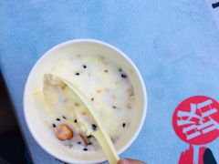 -清真老马家国华牛奶鸡蛋醪糟(正宁路店)