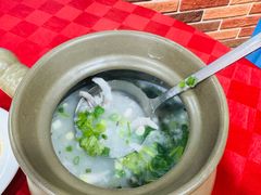 -先鲜鲫鱼粥