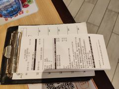 -必胜客(WOW中心城店)