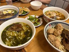 -矮子粉店1985·长沙米粉(湘春路店)