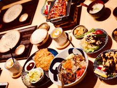 -越光米贩精致料理餐厅(金鹰店)