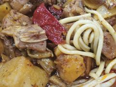 -牛一嘴·兰州牛肉面·大盘鸡(财富中心店)