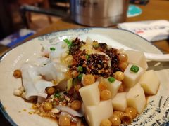米豆腐拼卷粉-阿婉贵州苗家酸汤鱼(梅林店)