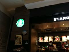 -星巴克(西藏路店)