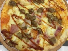 BBQ培根烤肉比萨-牛男手造比萨(百盛店)