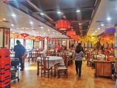 大堂-那家老院子东北菜·饺子·小鸡炖蘑菇(艳华街店)