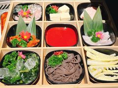 -海底捞火锅智慧餐厅(中骏世界城店)