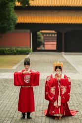 -雪中彩影婚纱摄影·微光艺术中心