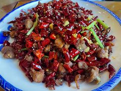 辣子鸡丁-巴依老爷新疆美食(常营店)