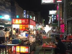 -六合夜市