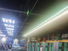 -极限PLAY运动娱乐新世界·团建派对潮玩休闲馆·室内蹦极高空游乐园