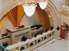 -碧中海汤泉汗蒸酒店