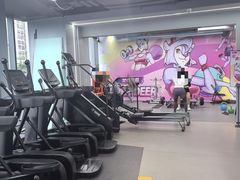 -超鹿运动(五四路恒力城店)