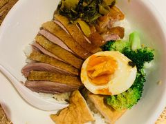 金奖卤鹅肉饭-陈鹏鹏潮汕菜(宝安机场T3航站楼店)