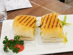 -布鲁豪斯亲子欢乐家庭餐厅