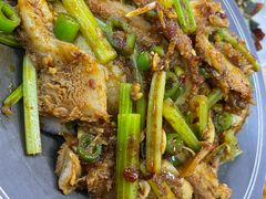 -八次方密云水库鱼粘卷子·熏鸽子·农家菜