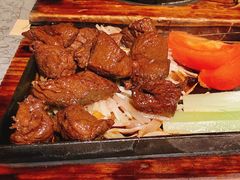 铁锄牛排-穹六人间 people 6(岳阳路店)