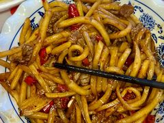 -老闵田螺馆·南昌市井菜·特色小吃(总店)
