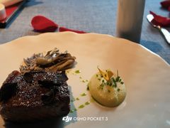 -弦月窗LUNETTE BY AMANDA(复兴路店)