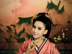-九月鹰飞汉服摄影工作室