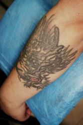 点击看大图 -冰岛刺青·手工耳饰品售卖·专业纹身