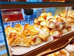 奶油牛角面包-新侨三宝乐面包店(崇文门店)