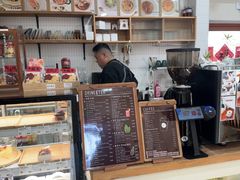 -AHAVA·Fang Baking Studio