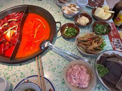 -鸿姐老火锅(疁城新天地店)